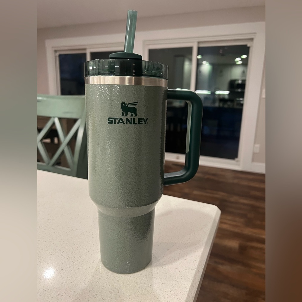 Stanley 40oz Hammertone Green